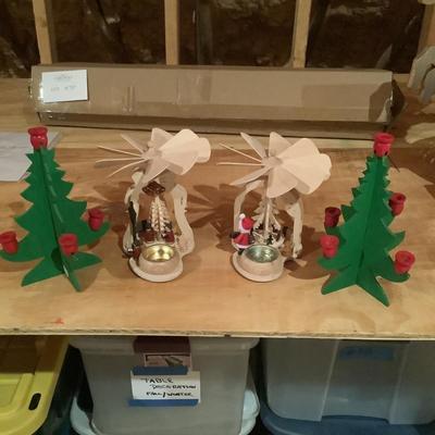 A760 Pair of Wooden German Pyramids with Wooden Candle Trees
