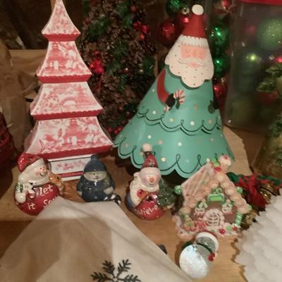 A761 Large Lot of Christmas Decor and Ornaments