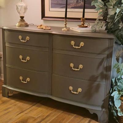 Vintage Dresser By Drexel