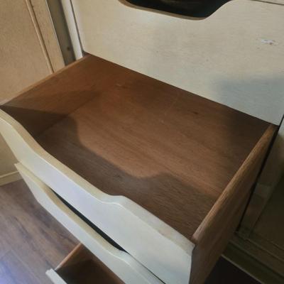 Mid Century Modern Chest Of Drawers