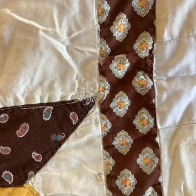 UBL768 Vintage Handmade Yellow and Brown Star Quilt