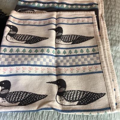 UBL772 Williams Sonoma Black Wool Throw with Tapestry Style Duck Blanket