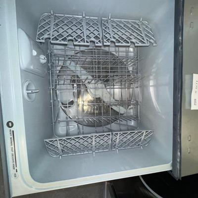 602 Fisher & Paykel Drawer Dishwasher Model: (FP)DS605iH