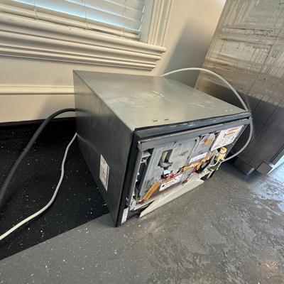 602 Fisher & Paykel Drawer Dishwasher Model: (FP)DS605iH