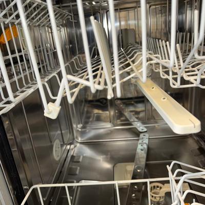 603 Miele Under-counter Dishwasher Model: G2182SCVI
