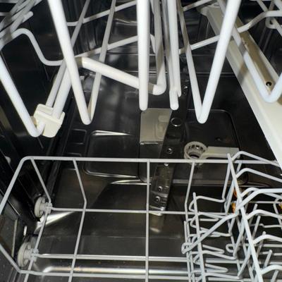 603 Miele Under-counter Dishwasher Model: G2182SCVI