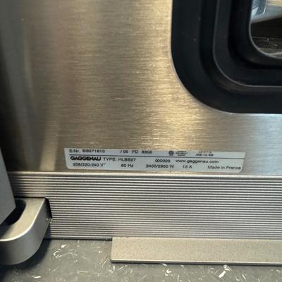 604 Gaggenau Model: HLBS27 24-inch Combination Steam Oven