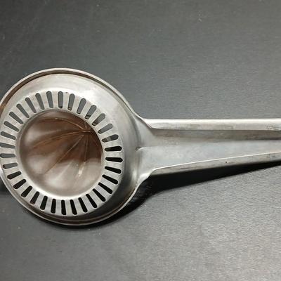 Two aluminum Juice reamers - Kwicky Juicer - Quam-Nichols Co.