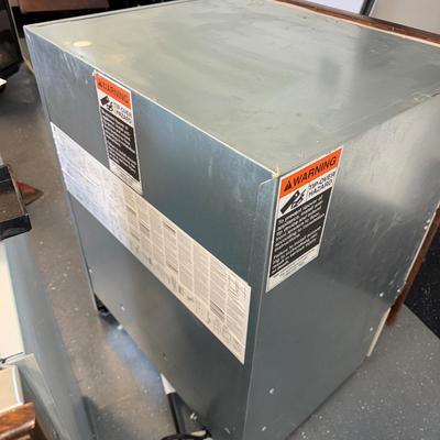 605 Sub-Zero Model: 700BR Integrated Refrigerator Drawers
