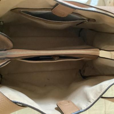 M787 Like New KATE SPADE Tan Leather Handbag with Strap