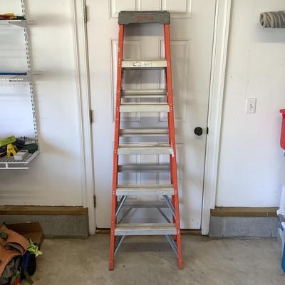 G800 Fiberglass 6’ Ladder