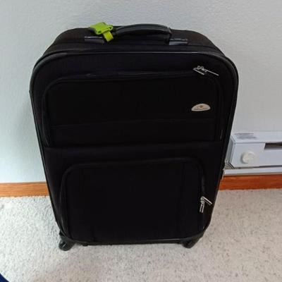 SAMSONITE SUITCASE ON 2 WHEELS AND 2 SOFT BAGS