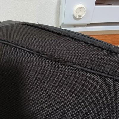 SAMSONITE SUITCASE ON 2 WHEELS AND 2 SOFT BAGS