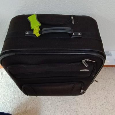 SAMSONITE SUITCASE ON 2 WHEELS AND 2 SOFT BAGS
