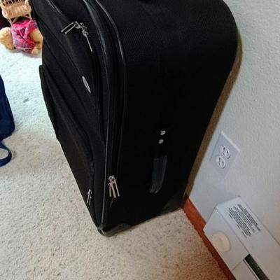 SAMSONITE SUITCASE ON 2 WHEELS AND 2 SOFT BAGS