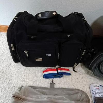 2 SOFT BAGS, JEWELRY TRAVEL ORGANIZER & NAME TAGS