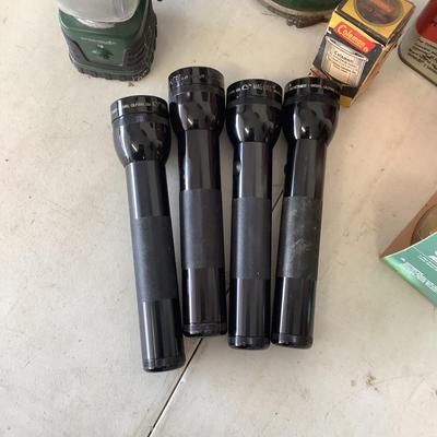 G878 Coleman Camping Lot with Mag-lite Flashlights