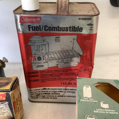 G878 Coleman Camping Lot with Mag-lite Flashlights