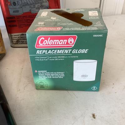 G878 Coleman Camping Lot with Mag-lite Flashlights
