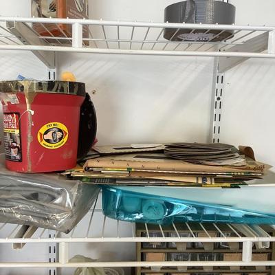 G891 Large Paint Supplies Lot
