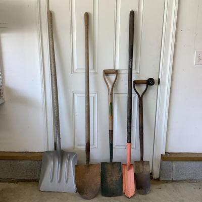 G899 Garden Shovel Lot