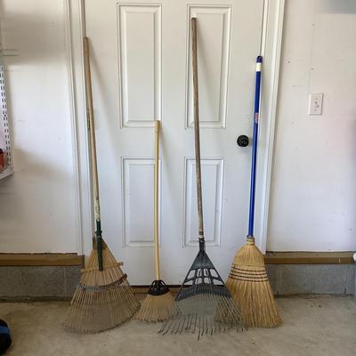 G911 Lot of Bamboo, Metal Rakes, Brooms