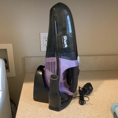G937 Shark Cordless Vacuum