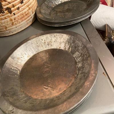 Vintage Jane Parker pie tins