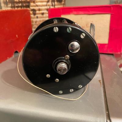 SPORT KING Model 43 Vintage Large Salt Water Surf Fishing Reel