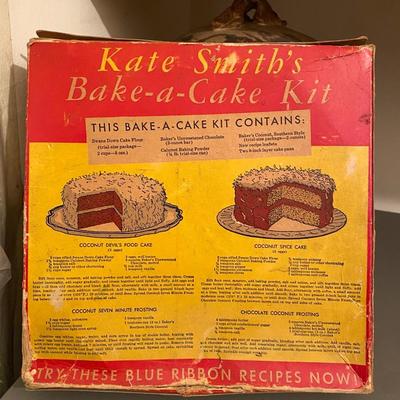 Vintage KATE SMITH'S Bake A Cake Kit