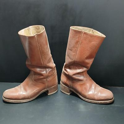 Men's FRYE Size 12 leather cowboy boots with Goodyear heel