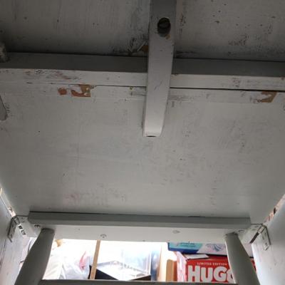 Antique wooden drop leaf table