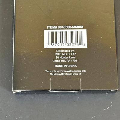 LOT 160K: Collection Of Vintage Christmas Ornaments - Hallmark & More