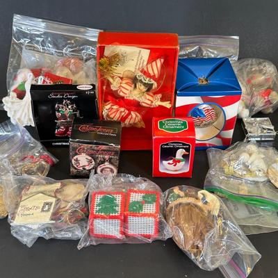 LOT 160K: Collection Of Vintage Christmas Ornaments - Hallmark & More