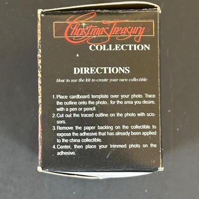 LOT 160K: Collection Of Vintage Christmas Ornaments - Hallmark & More