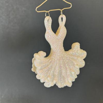 LOT 160K: Collection Of Vintage Christmas Ornaments - Hallmark & More