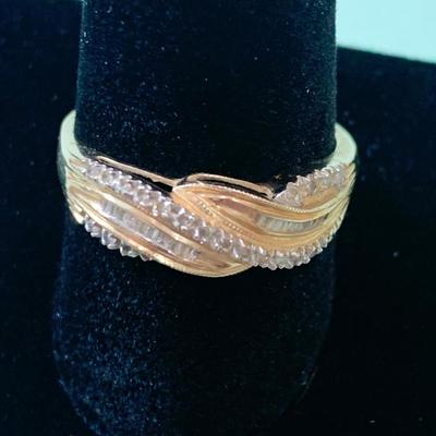 14k Yellow Gold w/ Stones Size 10 (2.6 grams)