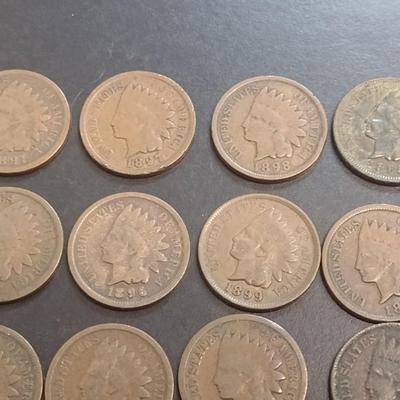 Set of Fourteen 1890's Era U. S. Mint Indian Head Penny Circulated (77)