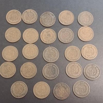 Set of Twenty-Four 1900-1909 U. S. Mint Indian Head Penny Circulated (78)