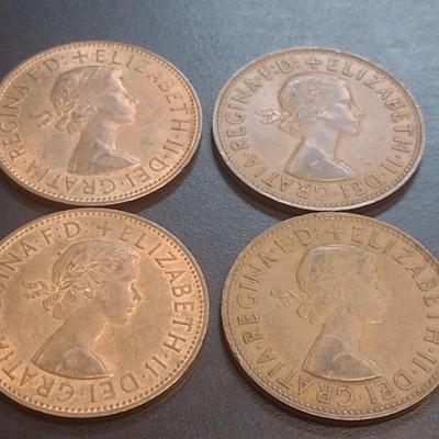 Set of Four 1960's Era Dei Gratia Regina Bristish One Penny Bronze Coins (89)