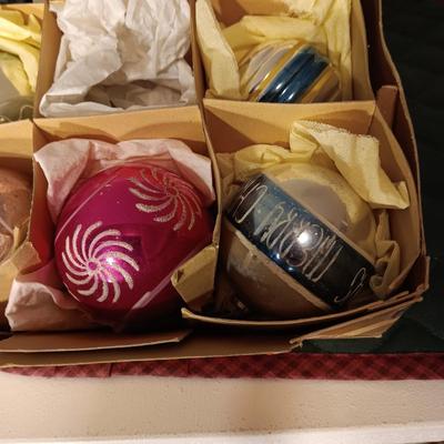 VINTAGE GLASS CHRISTMAS ORNAMENTS