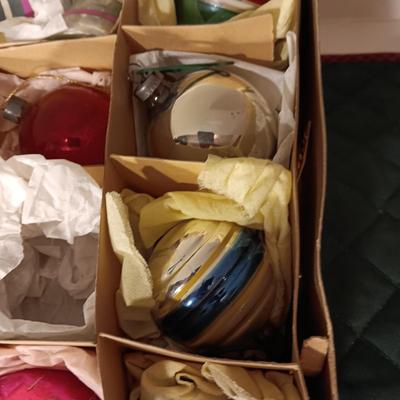 VINTAGE GLASS CHRISTMAS ORNAMENTS