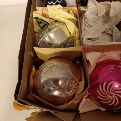 VINTAGE GLASS CHRISTMAS ORNAMENTS