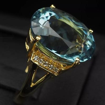 Sparkling Baby Blue Aquamarine 14.6Ct 925 Sterling Silver 24K Gold Vermeil Ring