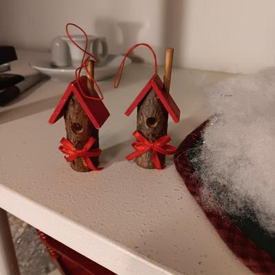 A VARIETY OF BIRD ORNAMENTS