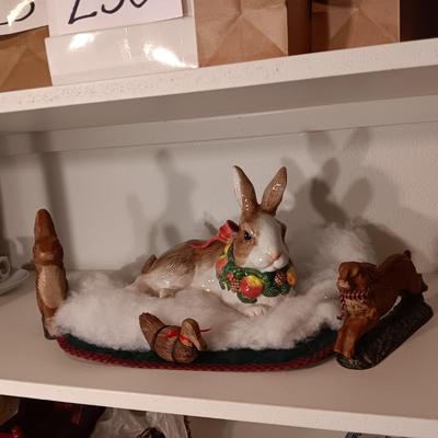 LARGE FITZ & FLOYD RABBIT