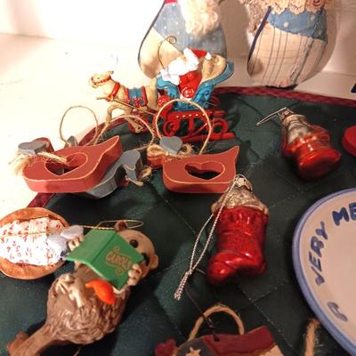 AN ASSORTMENT OF TREE ORNAMENTS