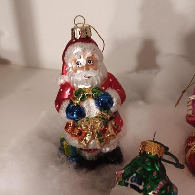 OLD WORLD STYLE ORNAMENTS