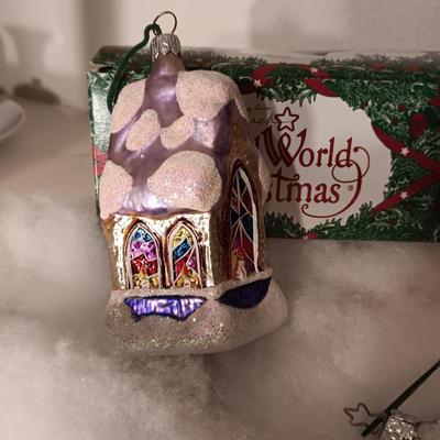 2 OLD WORLD ORNAMENTS