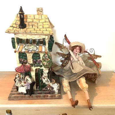 LR717 Blue Sky Heather Goldmine French Cafe Clay House